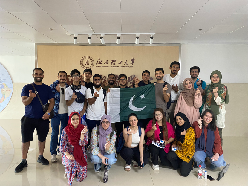 “Chinese Bridge” summer camp for Pakistani students kicks off